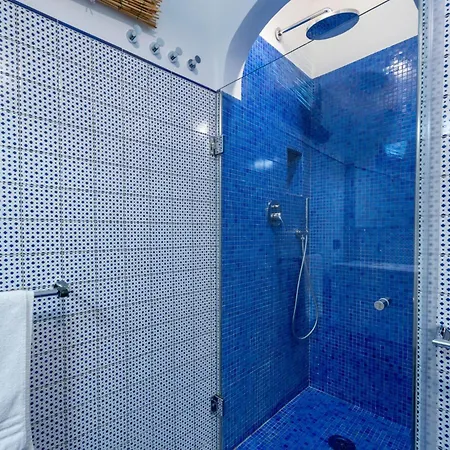 Elio Apartment *