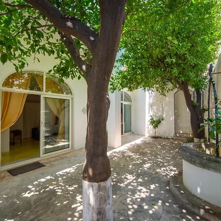 Elio Apartment