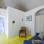 Elio