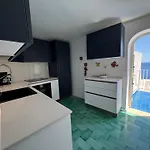 Elio Daire Positano